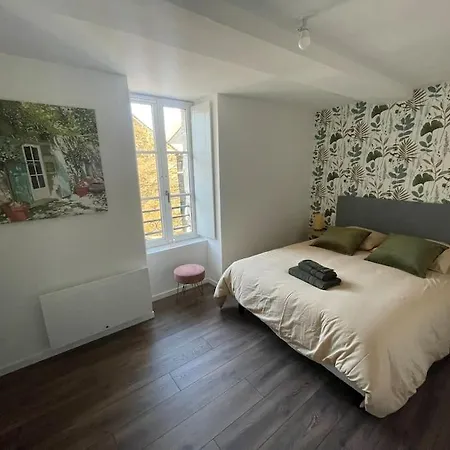 Maison De Ville- Quartier Calme Vitré Buitenkant foto